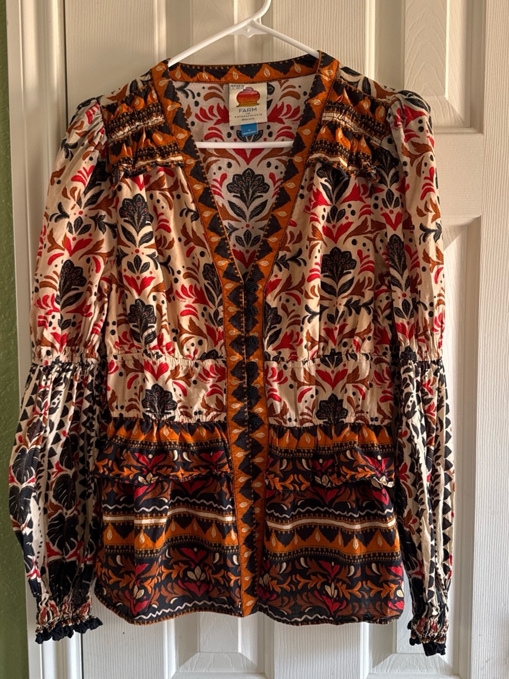 Farm Rio Long Sleeve Printed V-Neck Blouse - Picture 4 of 8